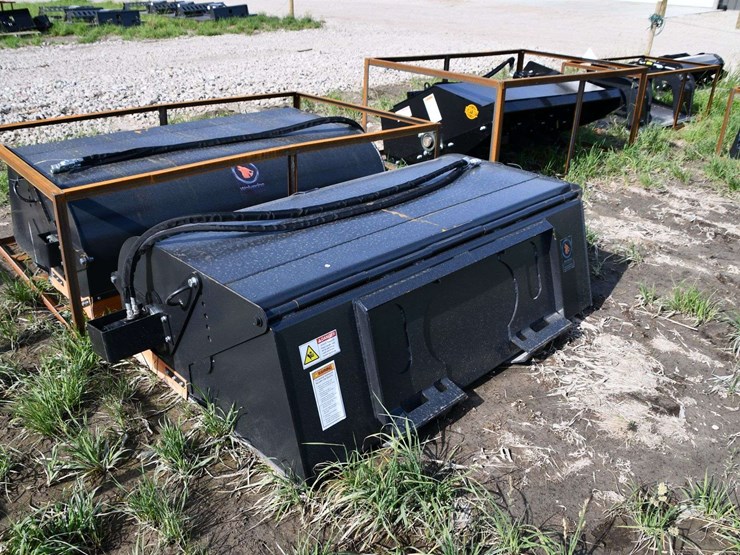 Unused Wolverine 72" wide hydraulic sweeper for skid steer Lot 208, No Reserve Online