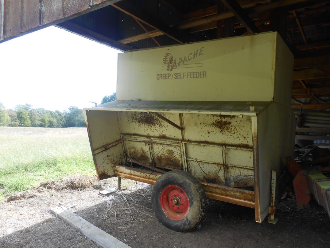 Apache Creep Feeder Lot Greeneville Tn Farm Machinery Estate