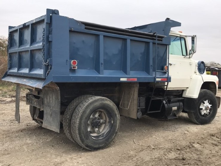1989 Ford L8000 - Lot #70, Odessa End of the Year Closeout Big Public