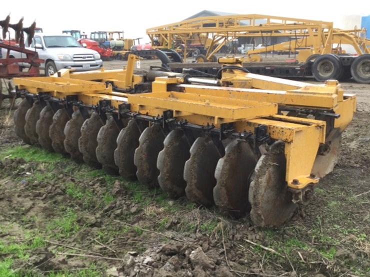 TOWNER 701 14' Drag Stubble Disc Lot 47, Online and OnSite Ag
