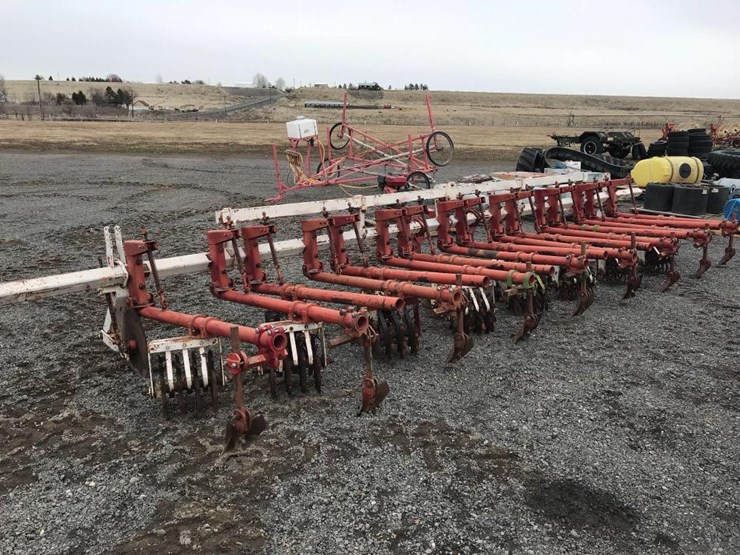 Lilliston Rolling Cultivator Lot 301, Early Spring Hiawatha Valley