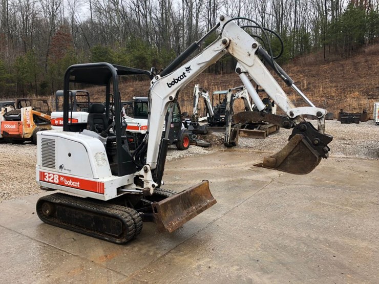 2000 Bobcat 328 - Lot #18, 9th Annual Spring Absolute Auction , 4/7