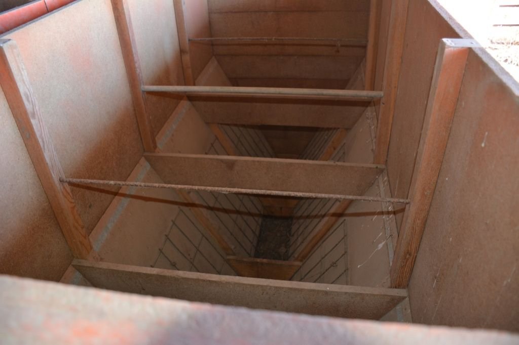 Approx 5 Smidley Ranger Hog Feeders 16 Lid No Tops Shedded
