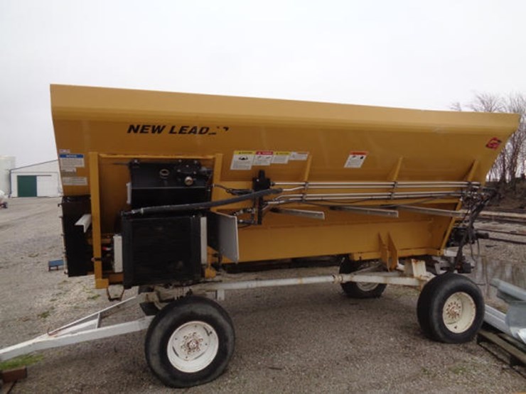 New Leader Dry Spreader Box Lot 116, Online Only Equipment Auction