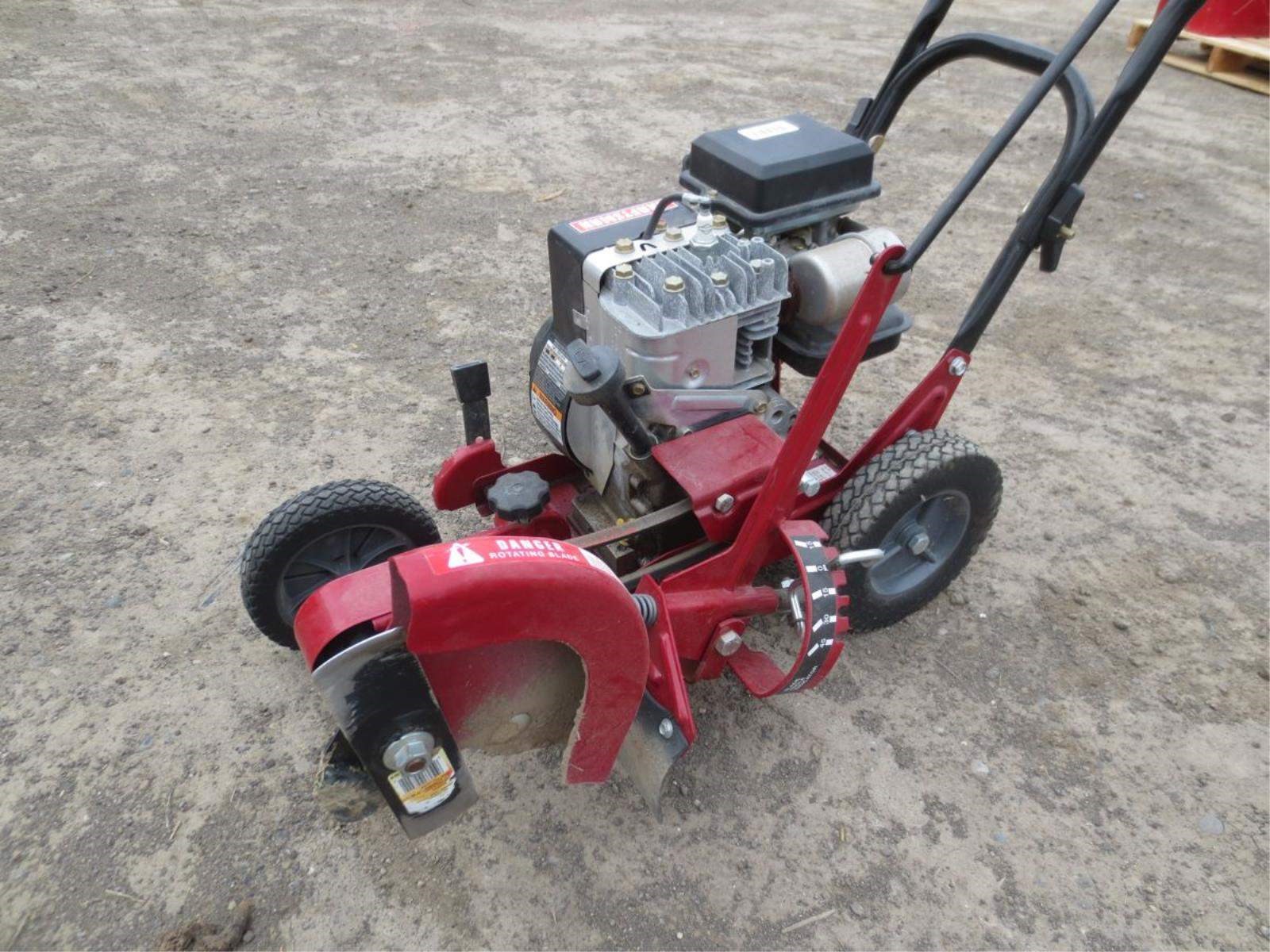 Craftsman 4 Hp Edger Trimmer Like New Lot 2425 Equipment Auction 4 17 2018 Musser Brothers Auction And Real Estate Auction Resource