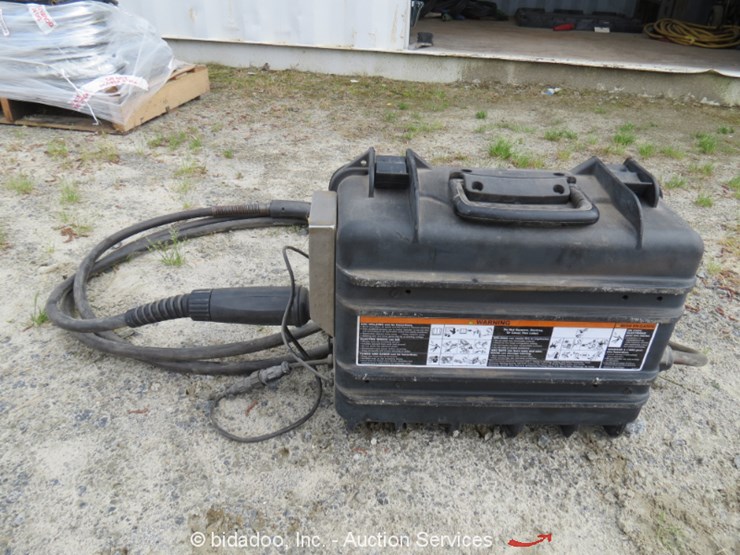 2013 Miller Suitcase XTreme 8VS Lot , Online Only Equipment Auction