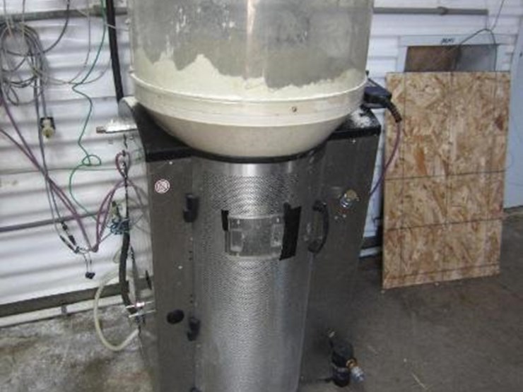 Delaval Robotic Calf Feeder Lot 47 Farm Equipment Auction 5