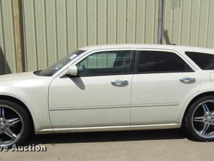2005 Dodge Magnum Lot Ei9327 Online Only Government