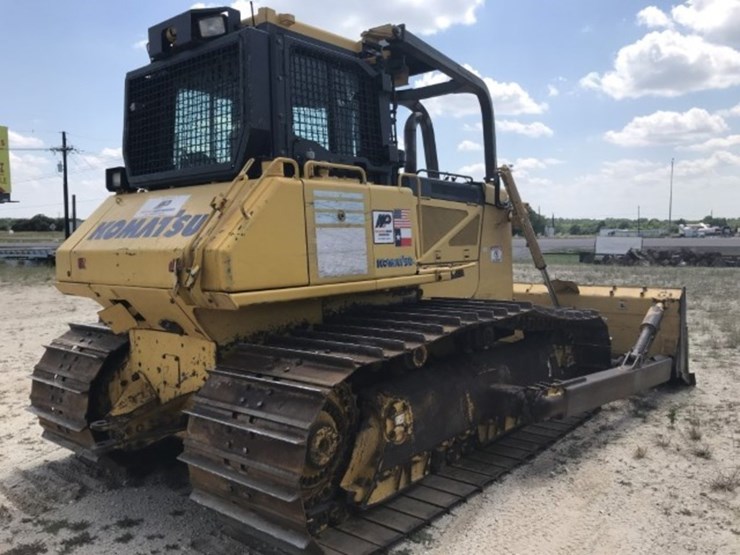2013 Komatsu D65PX17 Lot 4002, Big Public Auction Odessa TX, 6/12