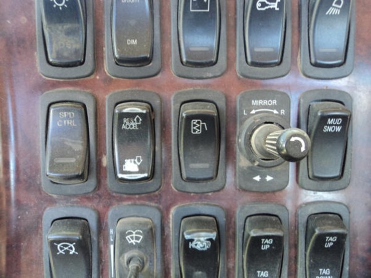 2005 Mack Granite Cv713 Lot 129 Online Only Equipment Auction 6 19 2018 Dpa Auctions Auction Resource