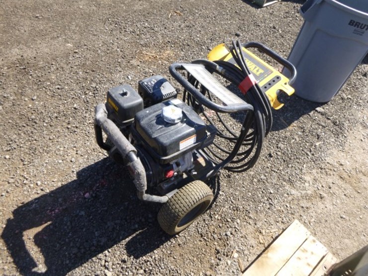 Dewalt DXPW3835 Pressure Washer - Lot #2441, Equipment Auction, 7/14