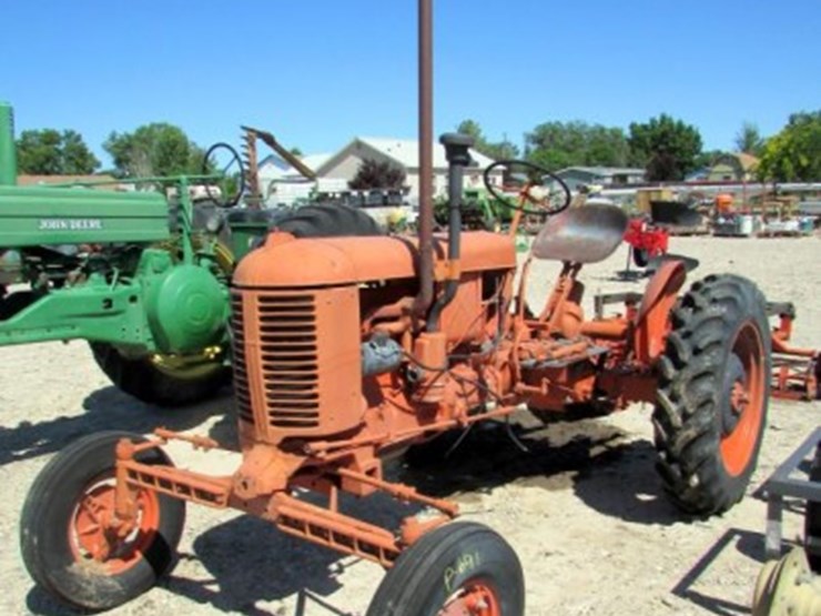 1951 CASE VAC Tractor Lot P691, JULY 24TH ONLINE ONLY EQUIPMENT