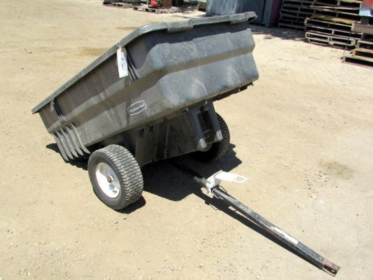Rubbermaid Lawn Dump Trailer Lot P367, JULY 24TH ONLINE ONLY