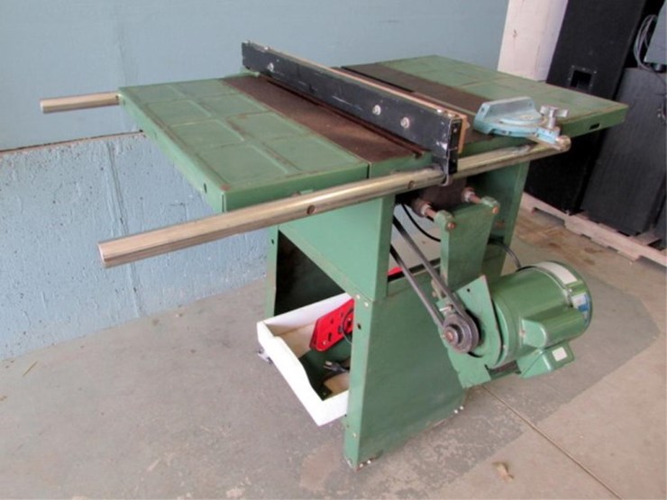 Central Machinery 10" Table Saw Lot P442, JULY 24TH ONLINE ONLY