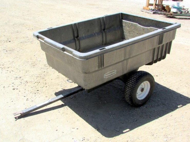 Rubbermaid Lawn Dump Trailer Lot P367, JULY 24TH ONLINE ONLY