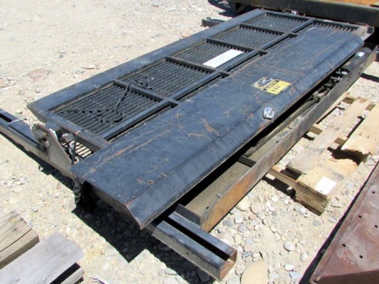 Thieman Lift Gate - Lot #P-653, JULY 24TH ONLINE ONLY EQUIPMENT AUCTION