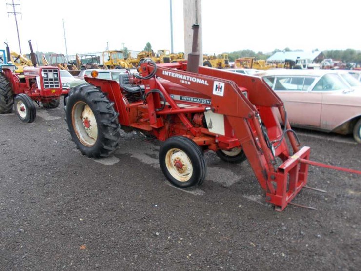 International 464 Lot 464, 9th Annual Late Summer Absolute Auction