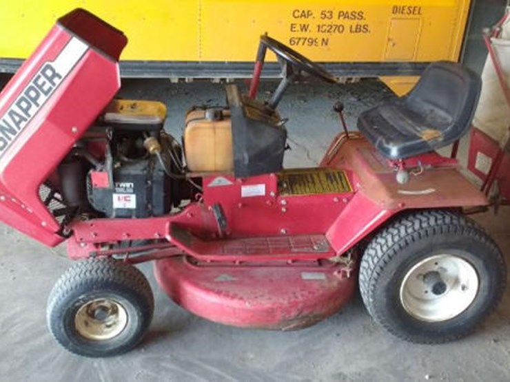 Snapper LT12 Lot 285, Online Only Equipment Auction, 8/14/2018, DPA