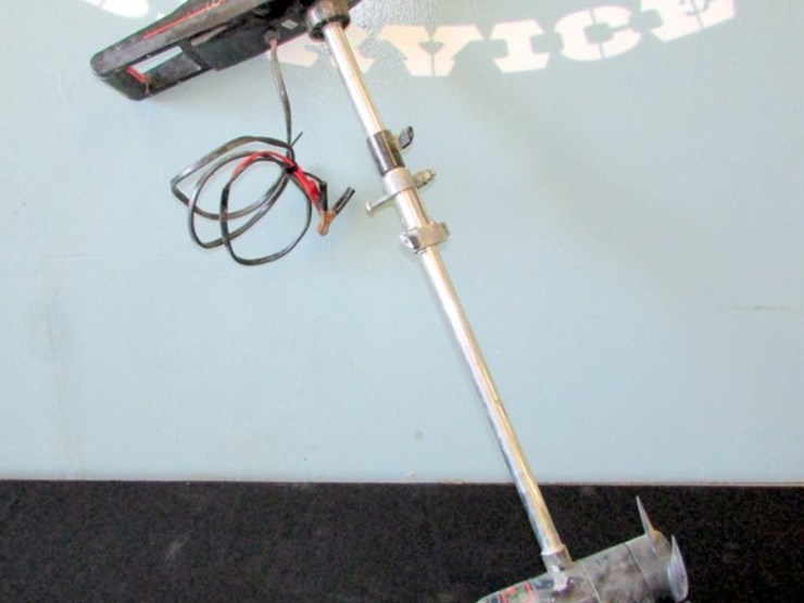 Stealth 300 Trolling Motor Lot E804, ONLINE ONLY