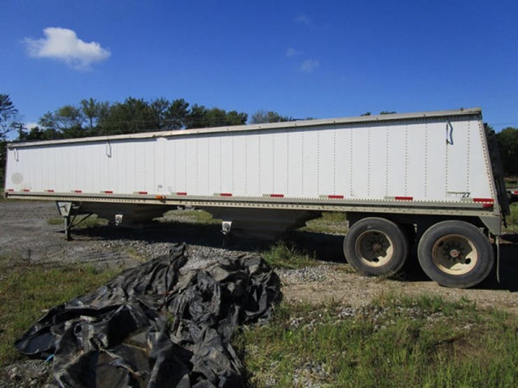 1993 Chamberlain Grain Trailer Lot 31, Online Only Equipment Auction