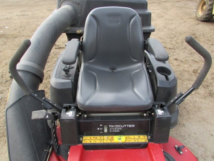 Toro TIMECUTTER Z4235 Lot X593, Equipment Auctions, 12/4/2018