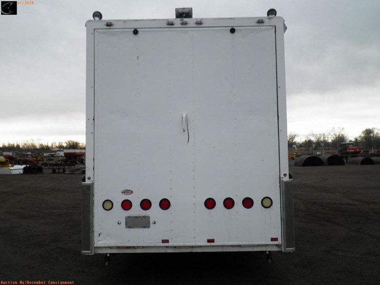 1989 Chaparral 5th Wheel Enclosed Car Hauler Trailer Lot 242