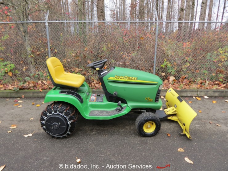 2004 John Deere LT160 Lot , Online Only Equipment Auction, 1/10/2019