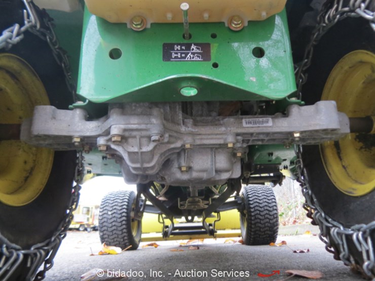 2004 John Deere LT160 Lot , Online Only Equipment Auction, 1/10/2019