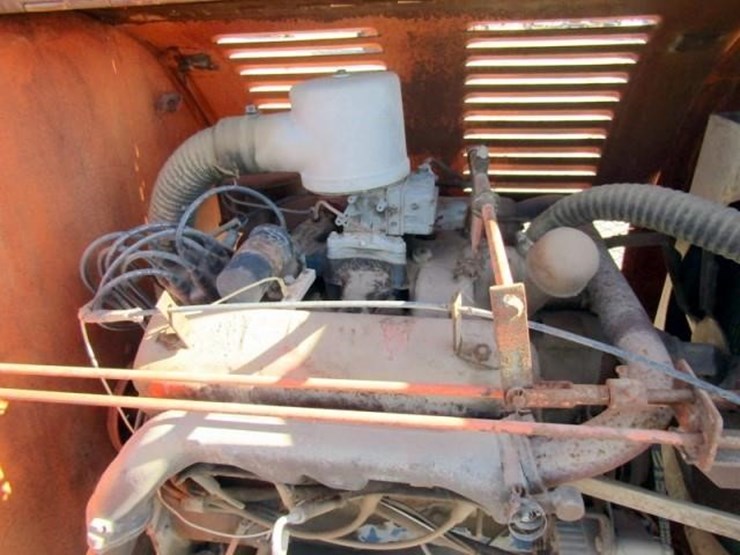 W105 Hardie Orchard Sprayer Lot , Online Only Equipment Auction, 3