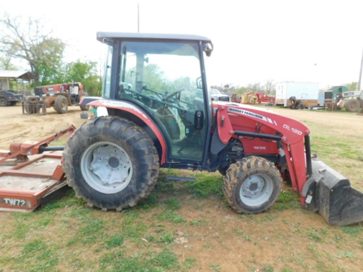 MasseyFerguson 1635 Lot 4001, March Farm & Construction Machinery