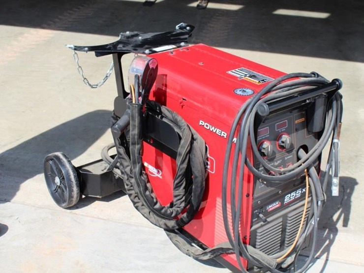Lincoln Electric 255XT Power Mig Welder Lot 12, Farm Equipment