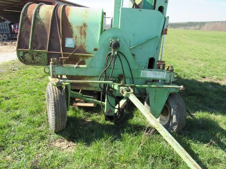 (FR) AGBAG 7000 SILAGE BAGGER Lot , Equipment Auction, 4/25/2019