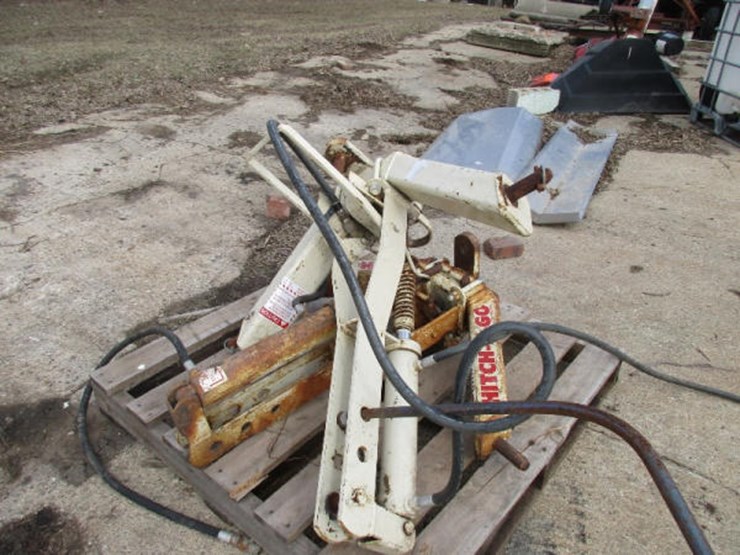 Hitchngo (DR1758) Lot 202, Online Only Equipment Auction, 4/23