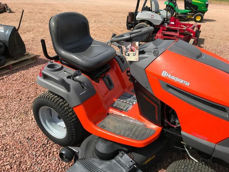 2006 Husqvarna GTH2448T Lot 264, RIESTERER & SCHNELL 21ST ANNUAL