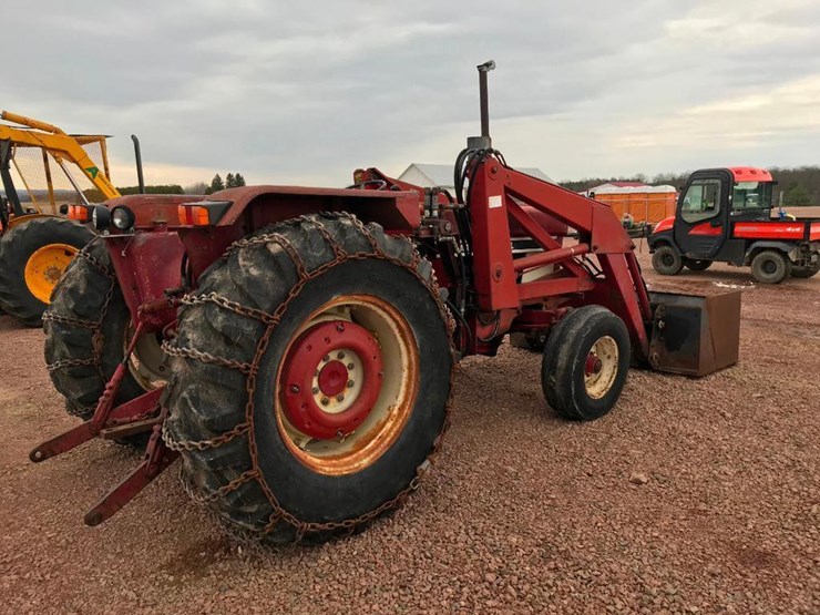 Case Ih 2250 Lot 119, RIESTERER & SCHNELL 21ST ANNUAL LAWN & GARDEN