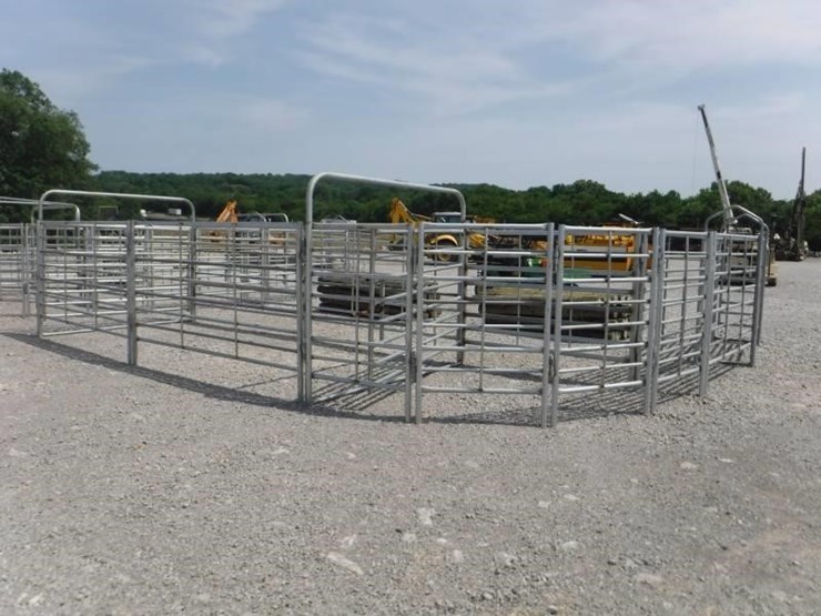 NEW 90 DEGREE GALV CATTLE SWEEP SYSTEM - Lot #451, Equipment Auction, 6 ...