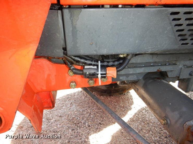 2002 Kubota L3710 - Lot #DG1118, Online Only Ag Equipment Auction, 7/17