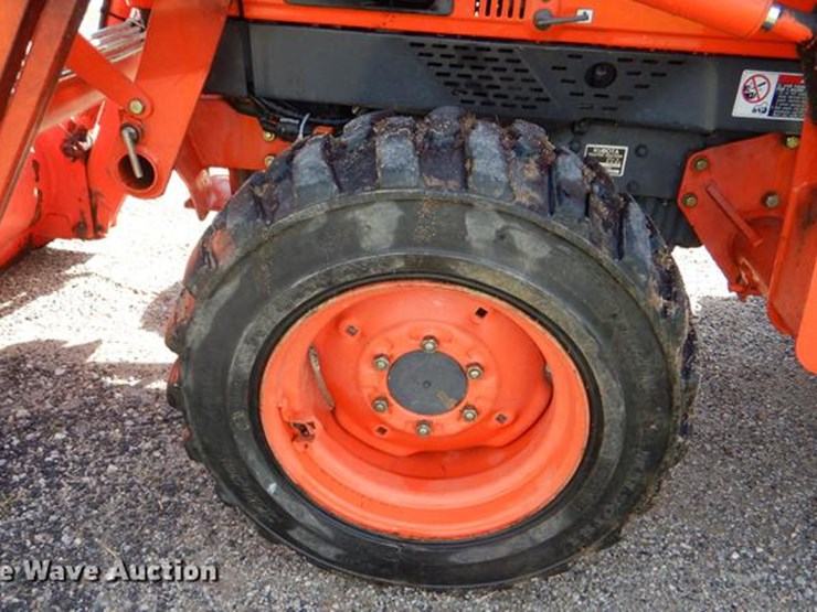 2002 Kubota L3710 - Lot #DG1118, Online Only Ag Equipment Auction, 7/17