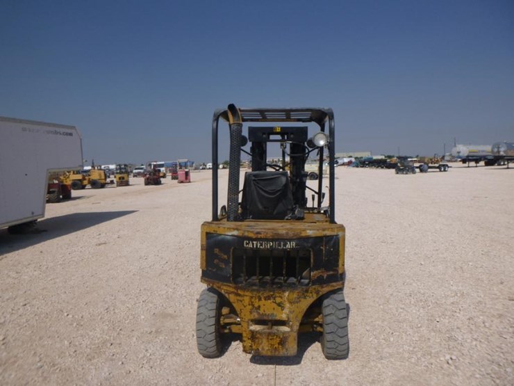 Caterpillar V40D Lot 68, Seminole, TX TwoDay Equipment Auction, 8