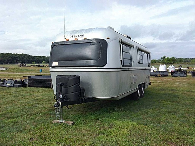 fleetwood avion travel trailer