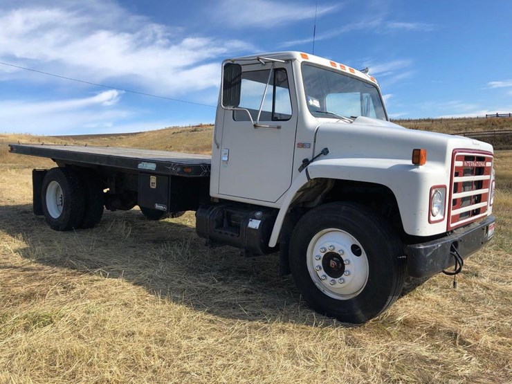 International S1700 - Lot #47, Online Only Wensman Farms Equipment ...