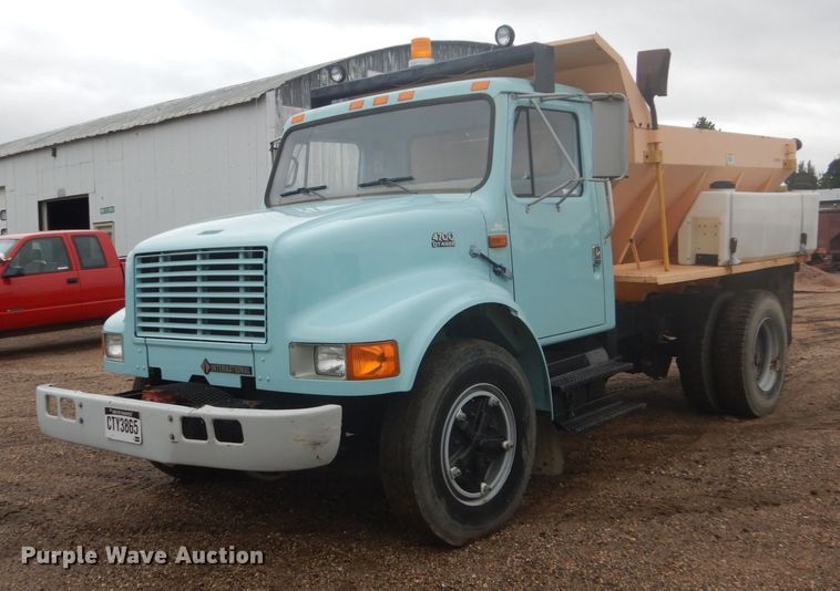 1997 International 4700 - Lot #FU9582, Online Only Government 