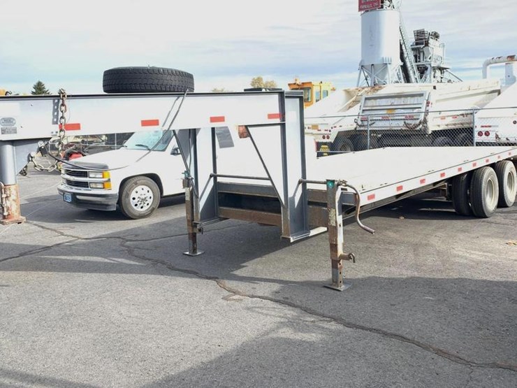 1999 FEATHERLITE STL TRAILER Lot 29, December Milton Freewater Area