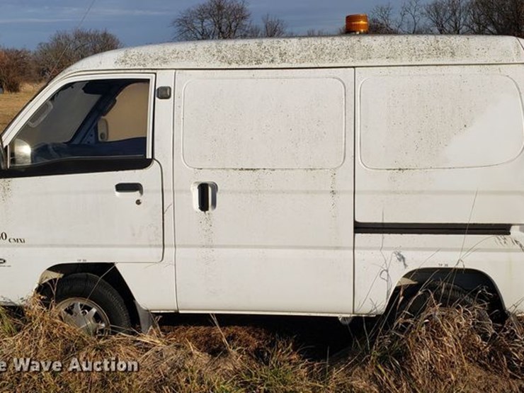2004 Vantage VanGo CMXI Lot GA9335, Online Only Vehicle and