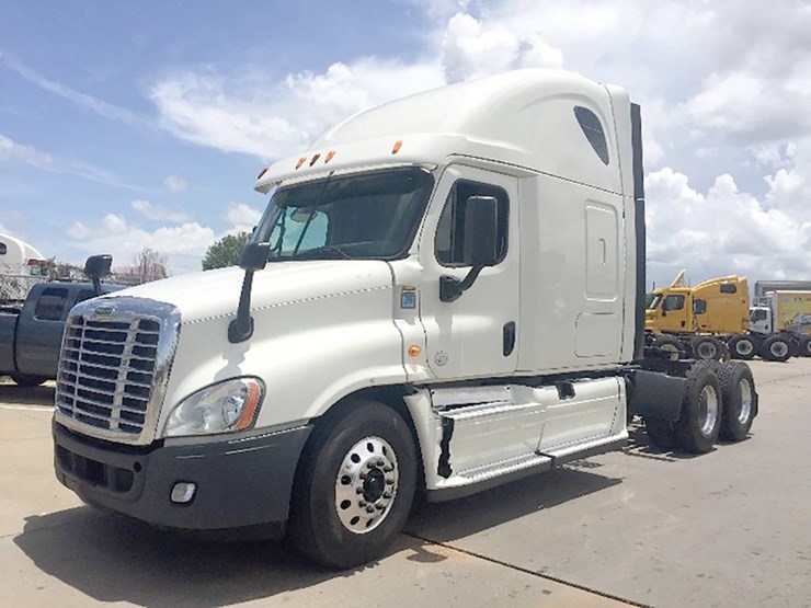 2014 Freightliner CASCADIA Lot , Absolute Public Auction, 3/5/2020