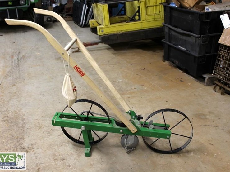 Hoss Walk Behind Garden Seeder Lot 0286, ABSOLUTE ONLINE AUCTION