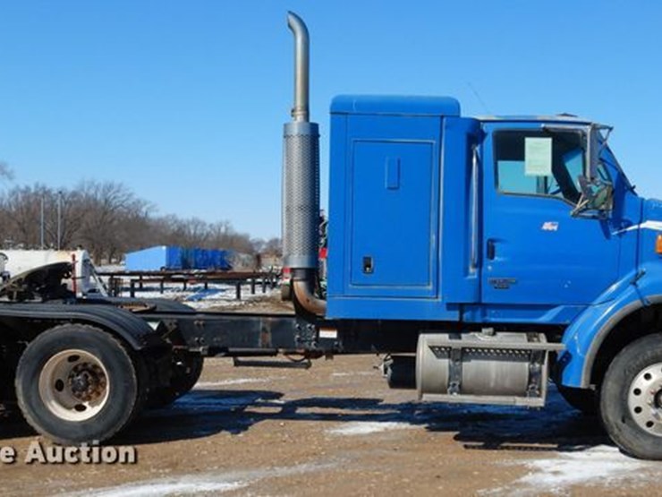 2007 Sterling LT9500 - Lot #DG6295, Online Only Truck and Trailer