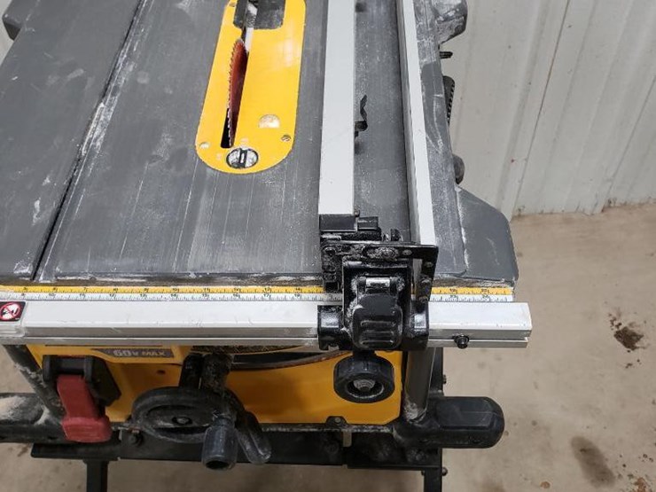 DeWalt Flex Volt 60 Volt Brushless 81/4" Table Saw With DeWalt DW7451