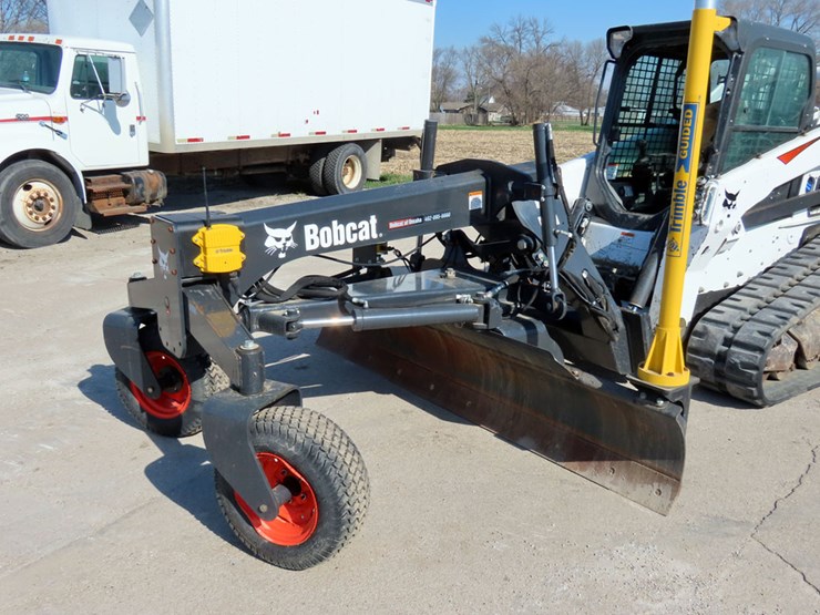 2018 Bobcat Model â€œGrader 108â€? Heavy Duty Grading Blade Attachment