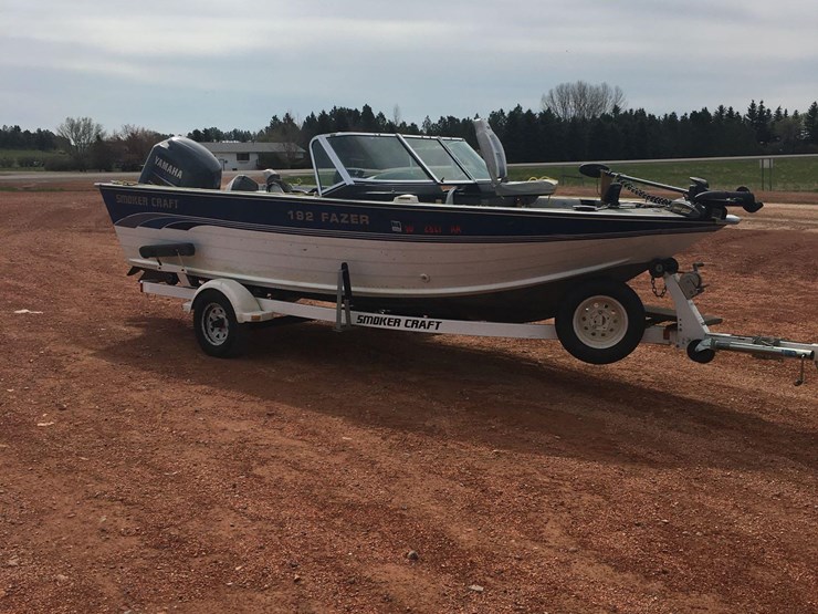1992 Smoker Craft 192 Fazer with 1995 Shore Lander Trailer Lot 1012